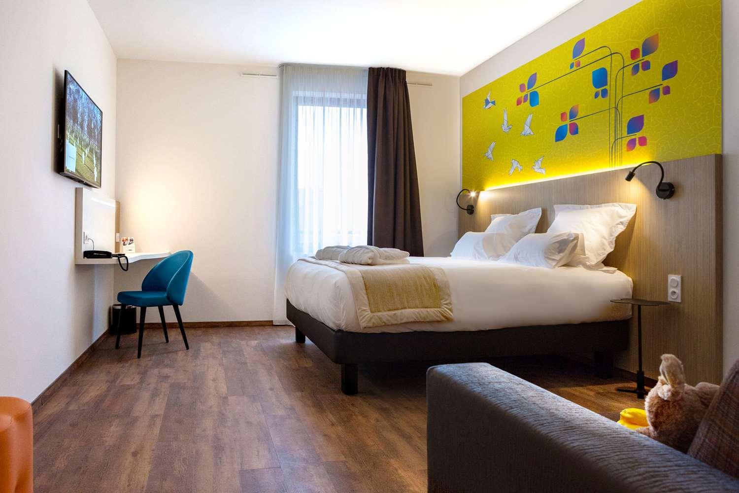 Kyriad Prestige Amiens Poulainville - Hotel And Spa Bagian luar foto