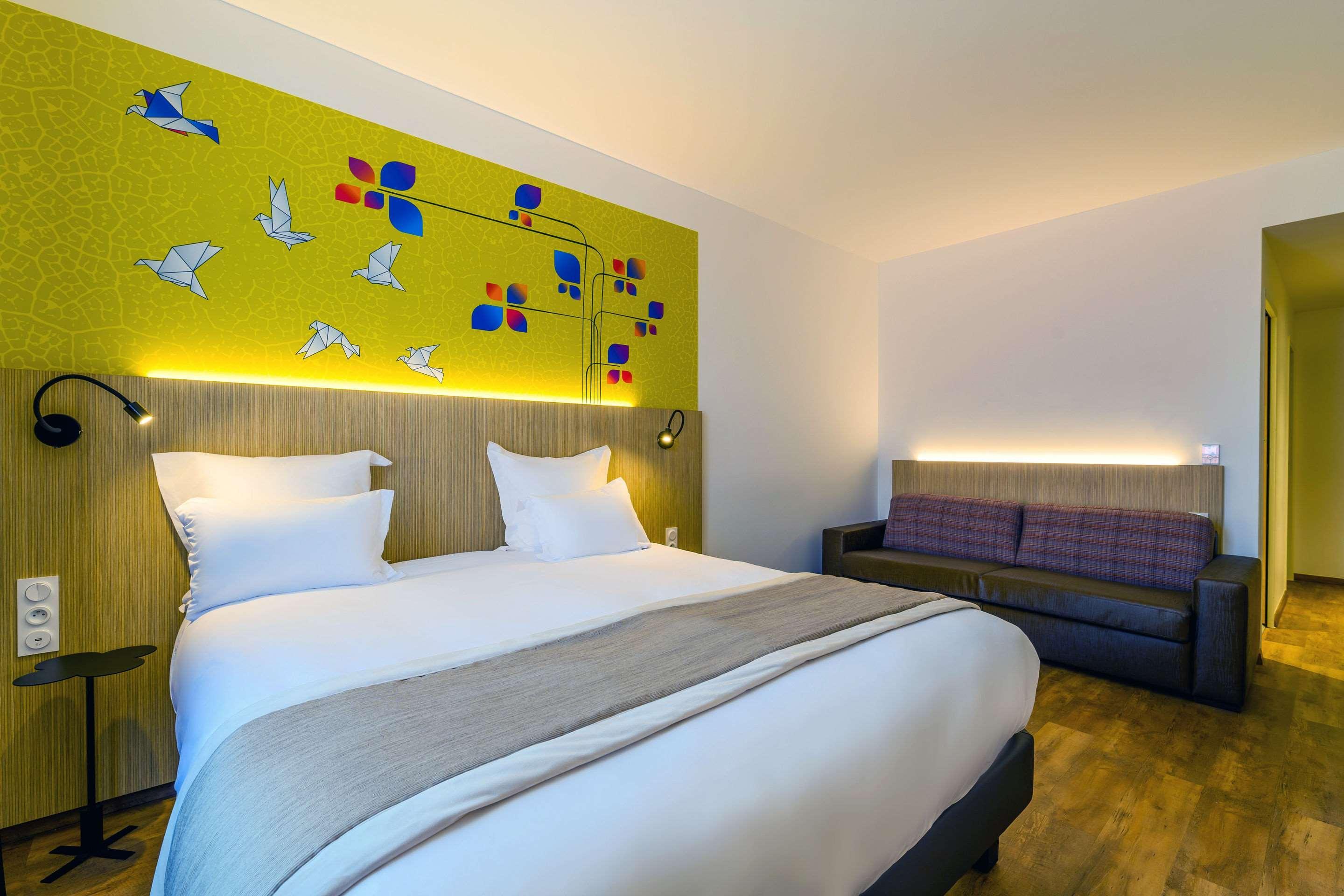 Kyriad Prestige Amiens Poulainville - Hotel And Spa Bagian luar foto