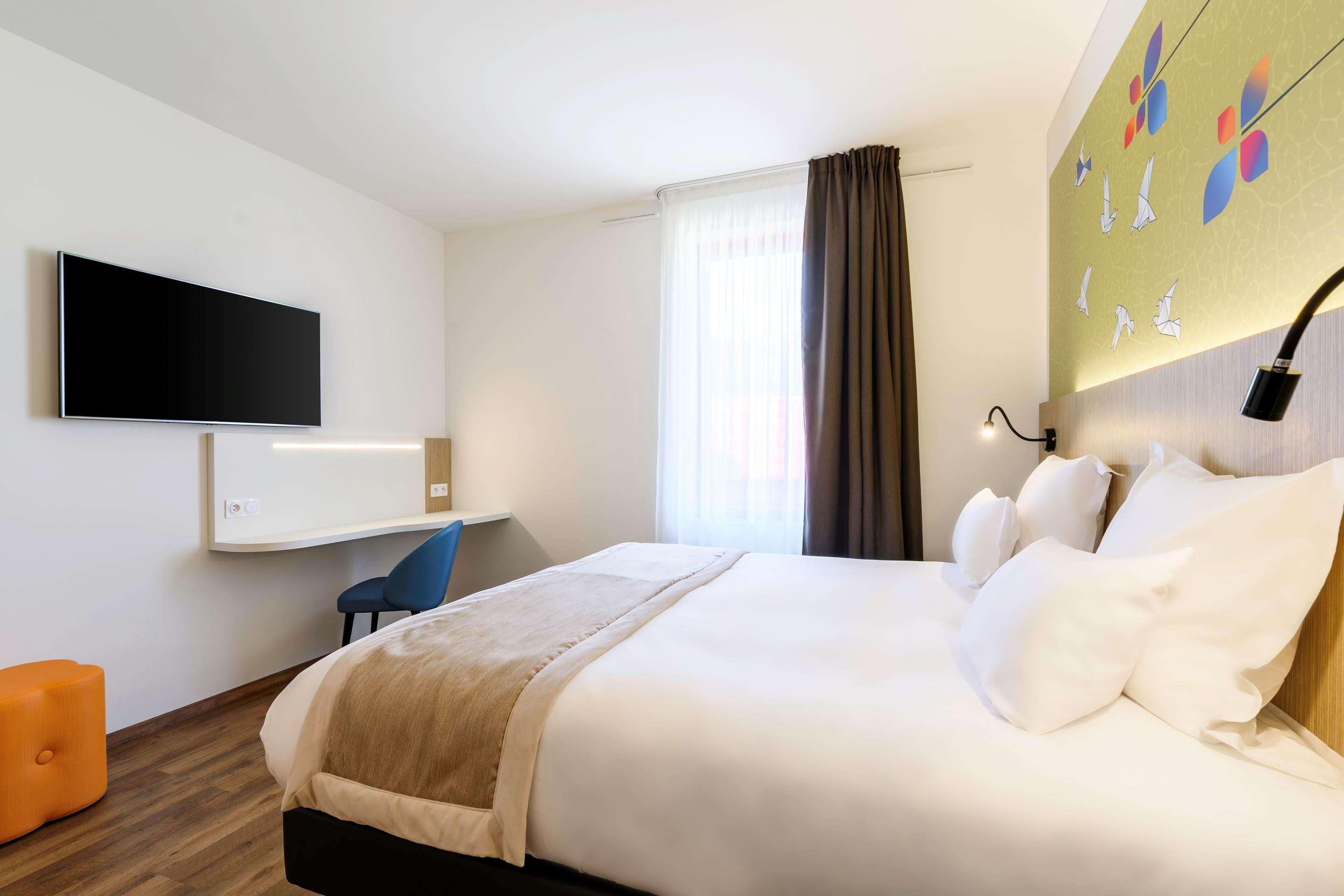 Kyriad Prestige Amiens Poulainville - Hotel And Spa Bagian luar foto