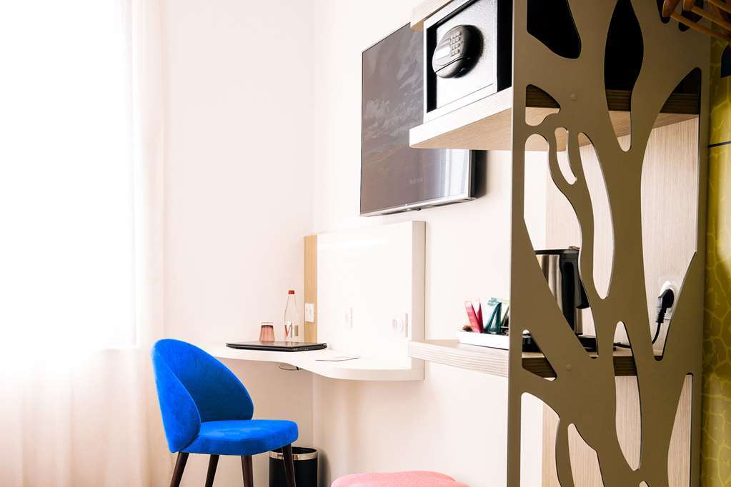 Kyriad Prestige Amiens Poulainville - Hotel And Spa Ruang foto