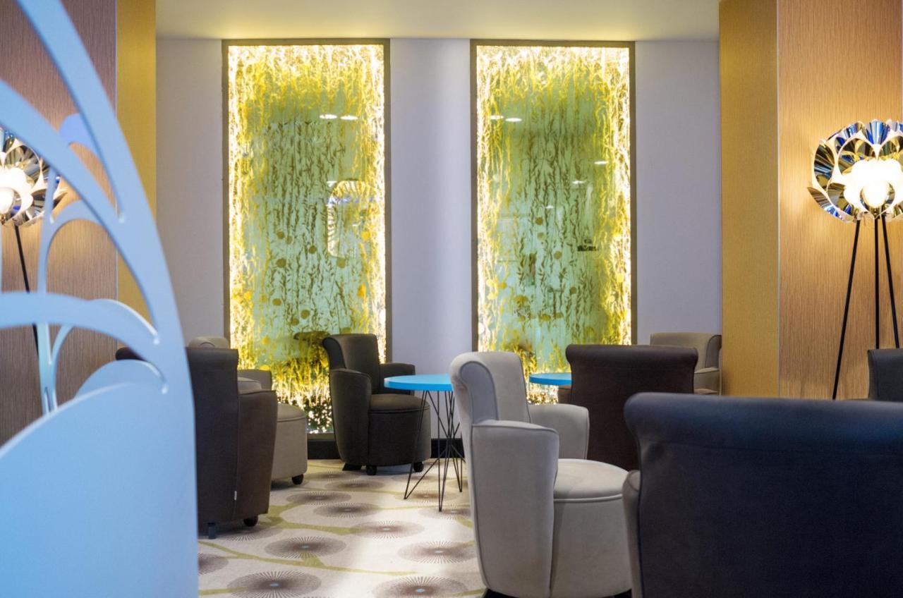 Kyriad Prestige Amiens Poulainville - Hotel And Spa Bagian luar foto
